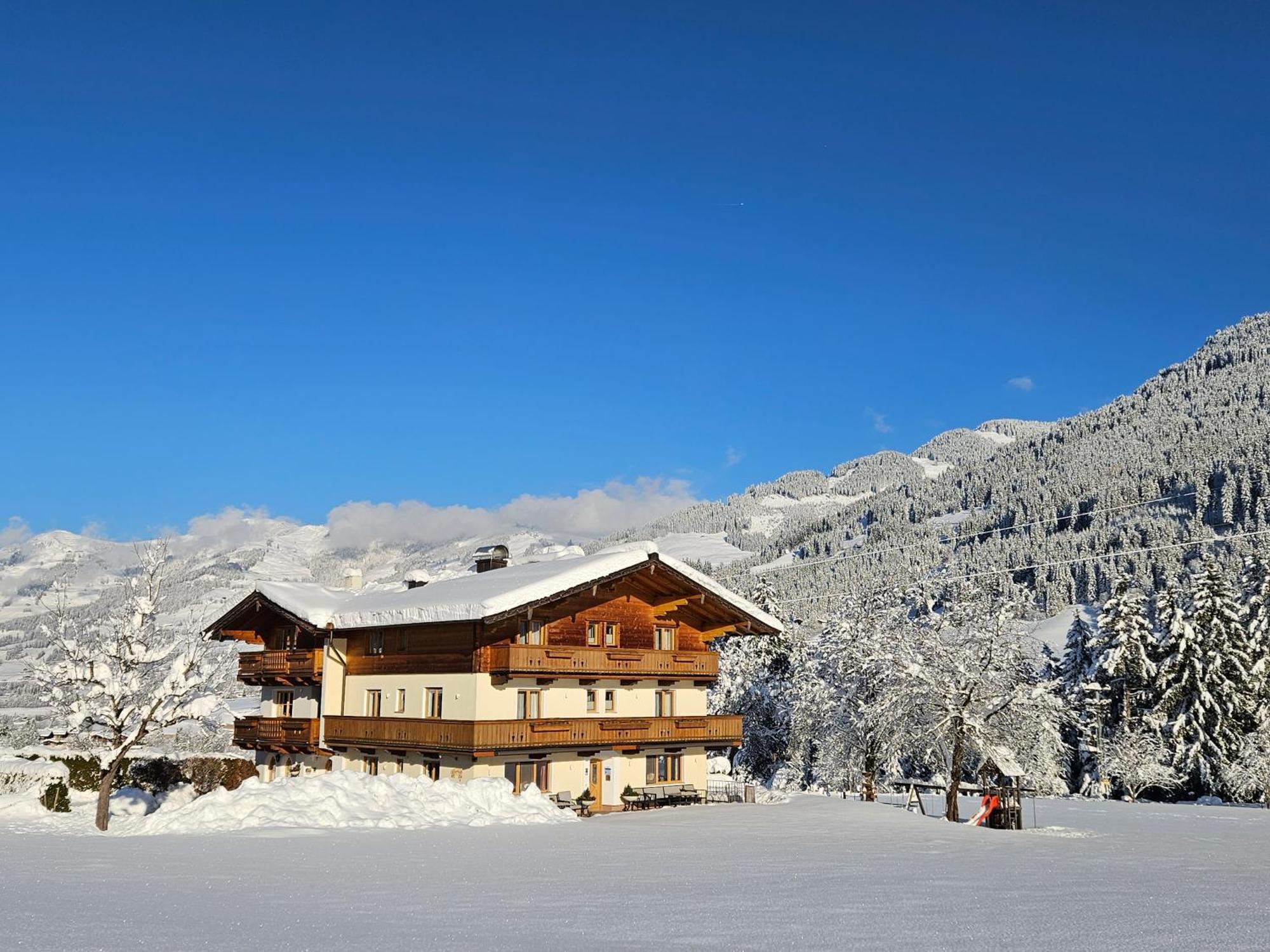 Pension Ederhof Йохберг Екстериор снимка