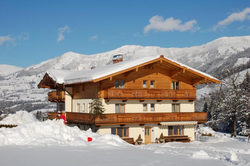 Pension Ederhof Йохберг Екстериор снимка