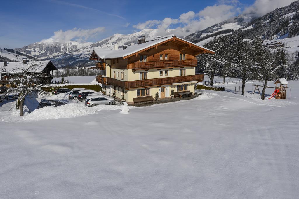Pension Ederhof Йохберг Екстериор снимка