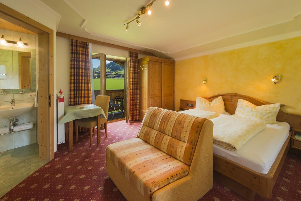 Pension Ederhof Йохберг Екстериор снимка