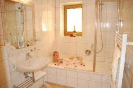 Pension Ederhof Йохберг Екстериор снимка
